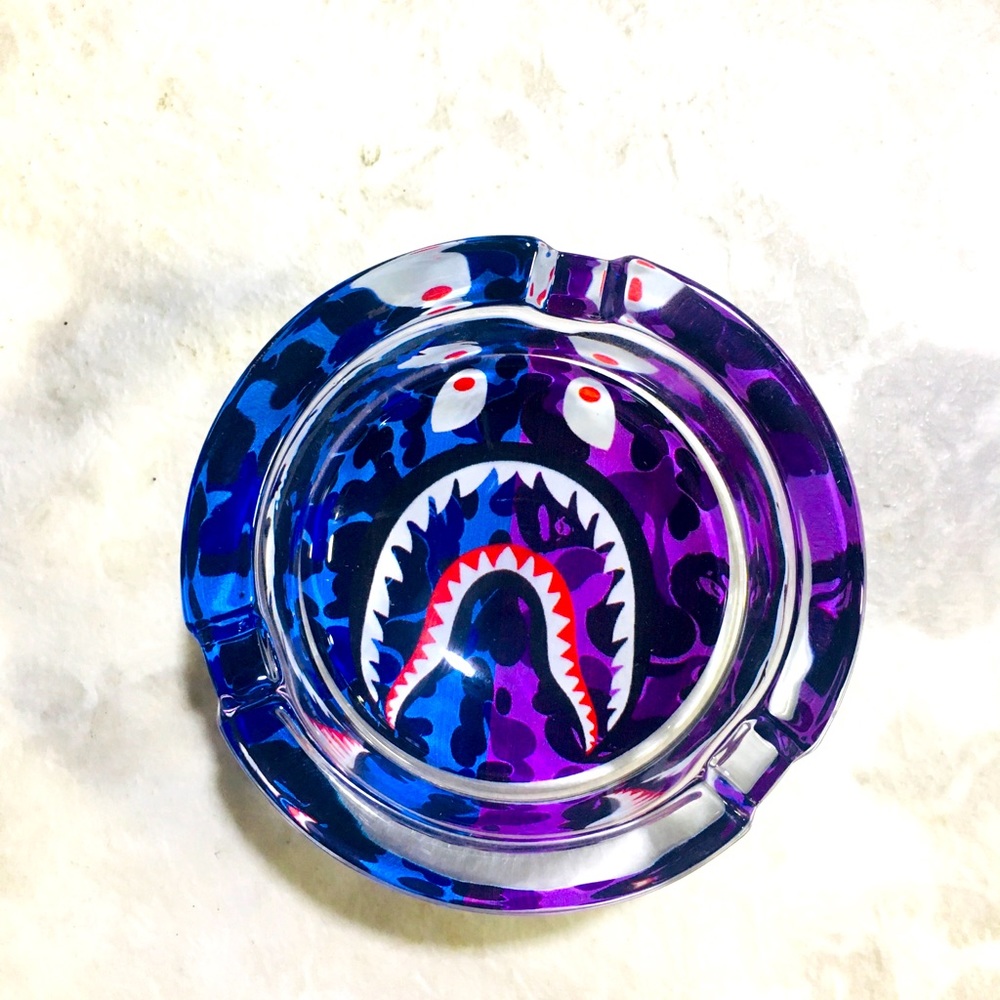 Ashtray in thick Glass